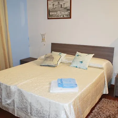 Bed & Breakfast San Peter's Corner 3*